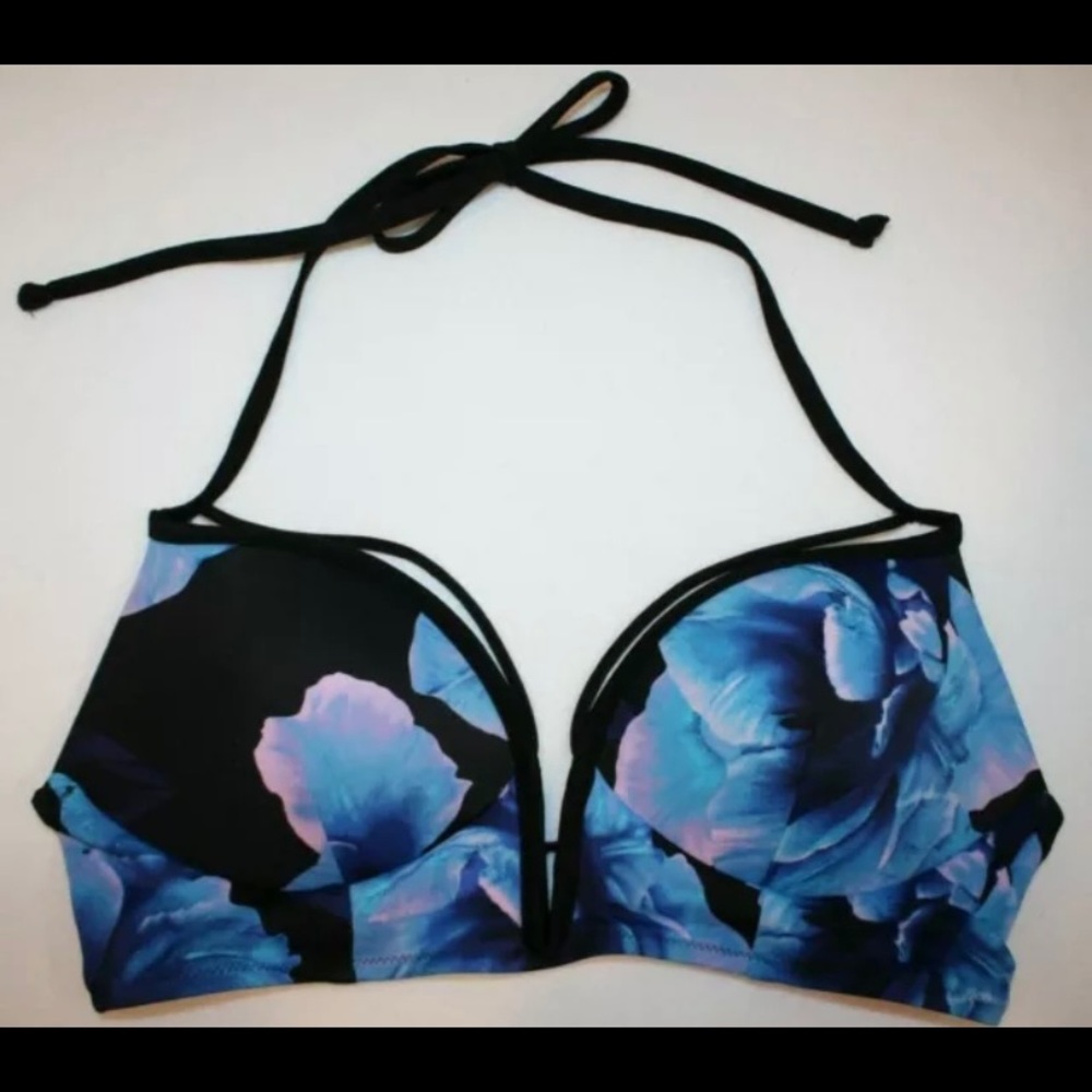 Victoria’s Secret S-DD V-Wire Bikini Top